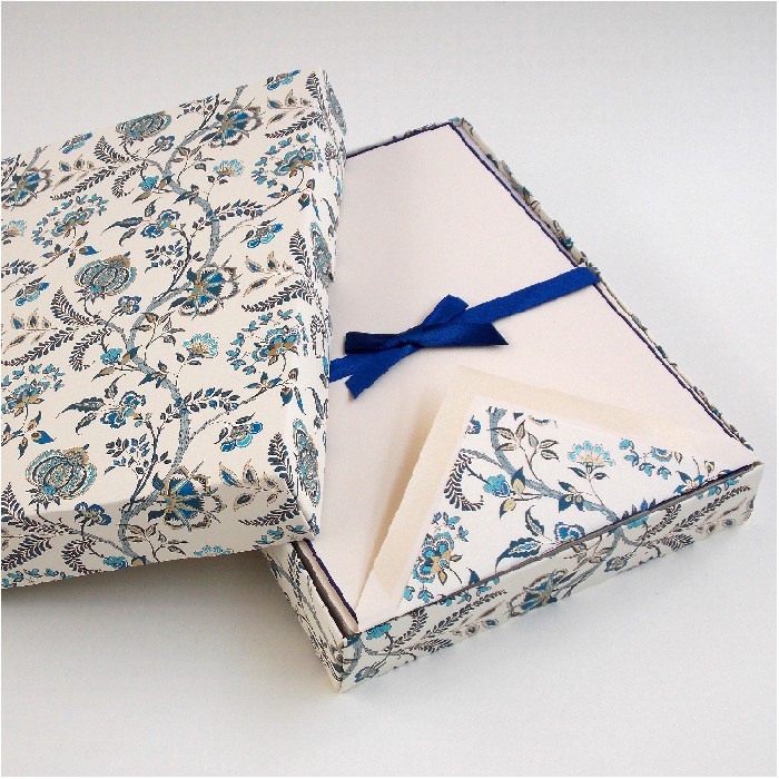 Writing Papers and Lined Envelopes, Flowers - BSC 125